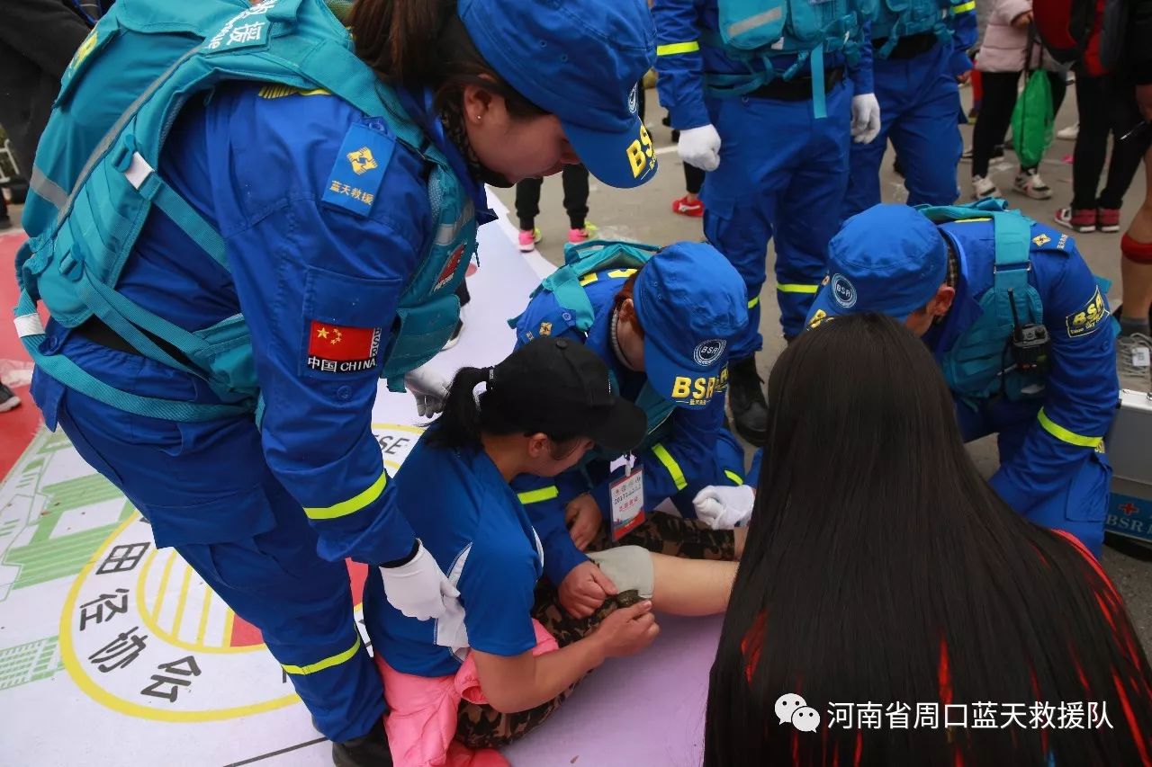 开云体育官方网站-邀请赛巅峰对决！滇池独角兽队击败祁连鲨队队，马拉松赛场再起波澜；